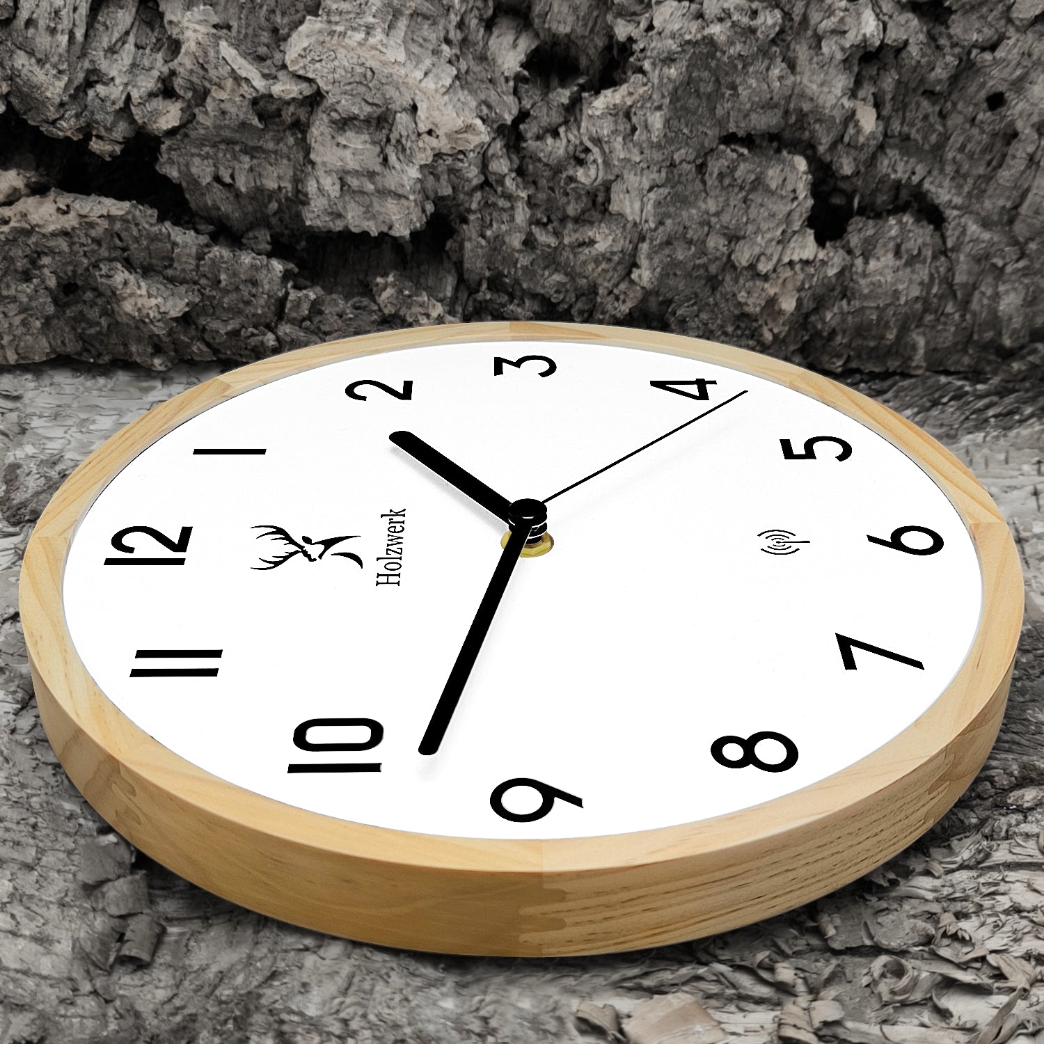 Holzwerk AMBERG Holz Funkwanduhr, moderne Designer Quarz Wanduhr, 25 cm Holz Funk Wand Uhr lautlos ohne Tick Geräusche, beige, weiß, schwarz, Hauptbild, links liegend