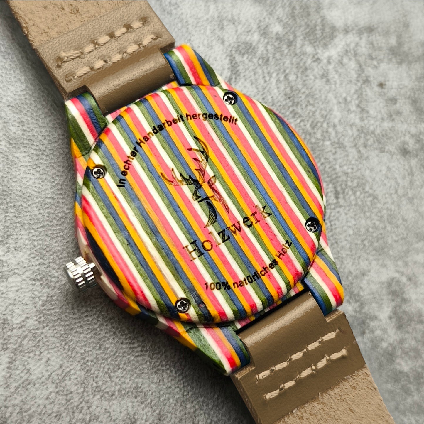 Holzwerk LINZ BROWN bunte kleine Regenbogen Damen und Kinder Armbanduhr, Holz & Leder Armband Uhr, LGBTQ Uhr, modische Holzuhr, braun, Gehäuseboden
