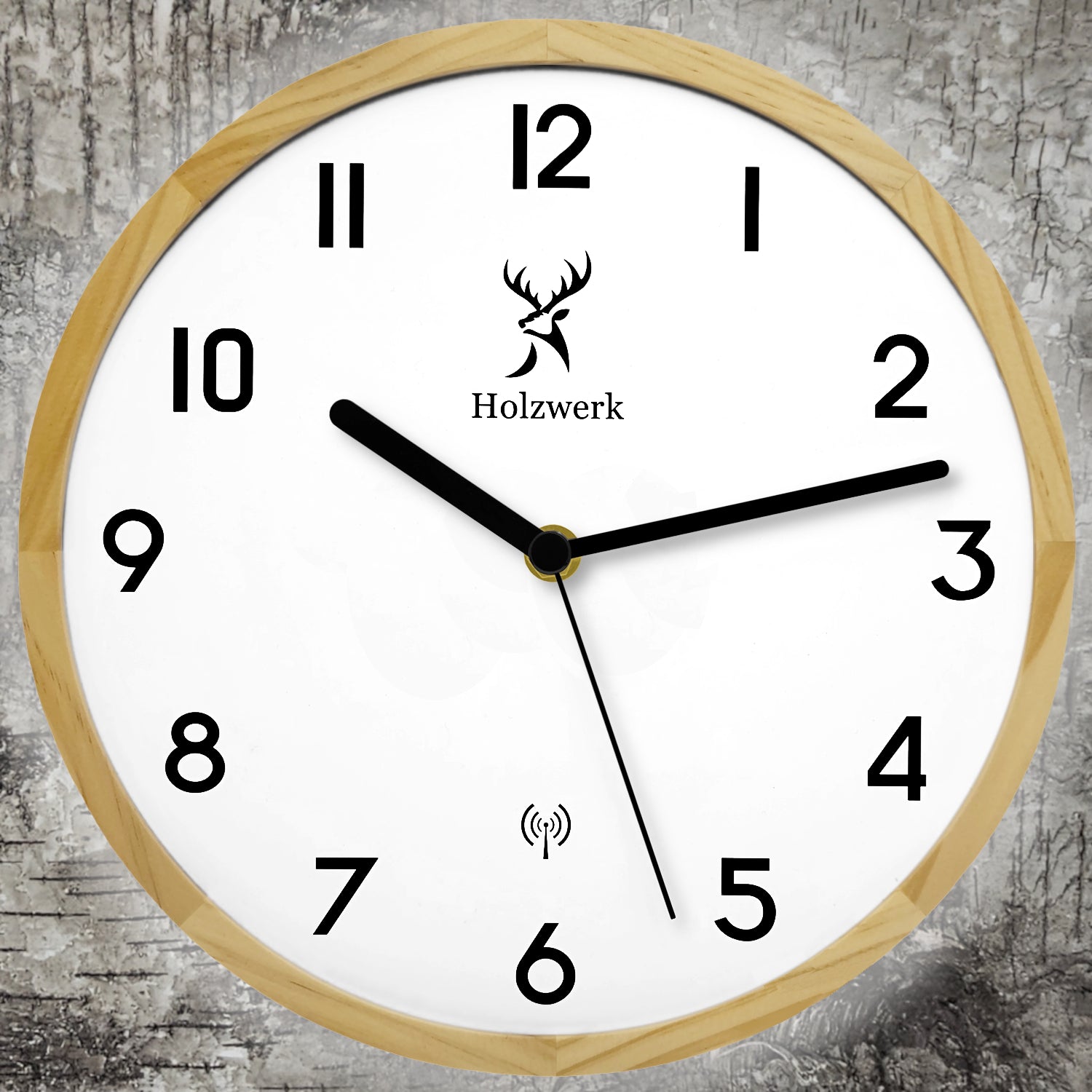 Holzwerk AMBERG Holz Funkwanduhr, moderne Designer Quarz Wanduhr, 25 cm Holz Funk Wand Uhr lautlos ohne Tick Geräusche, beige, weiß, schwarz, Hauptbild, von vorne