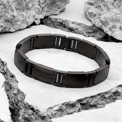 Holzwerk SCHILFSEE schwarz-braunes Holz Armband aus Ebonyholz und Edelstahl mit Gliederkonstruktion Lifestyle Foto