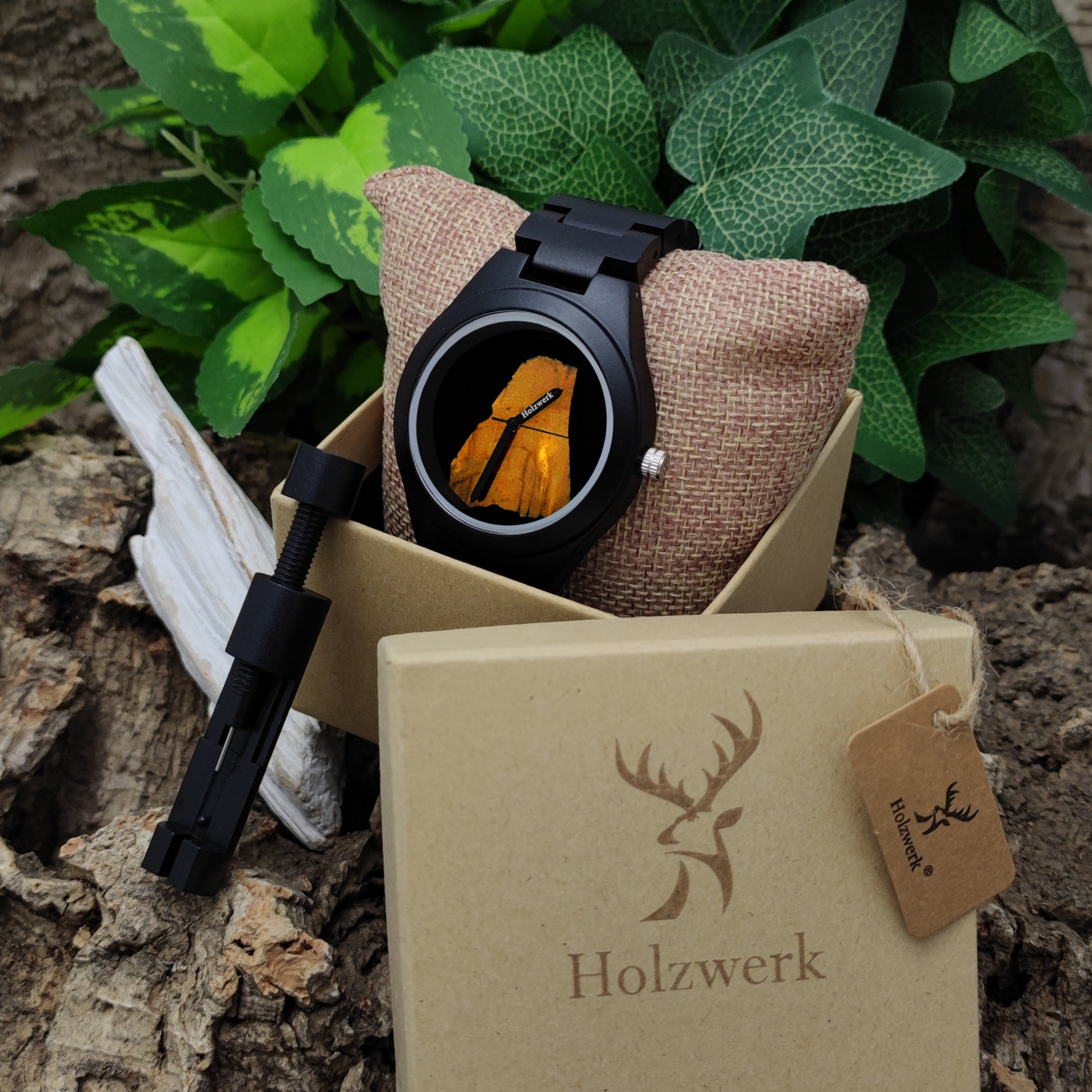 Holzwerk Damen & Herren Holzuhr Holz Epoxidharz Armbanduhr Schwarz
